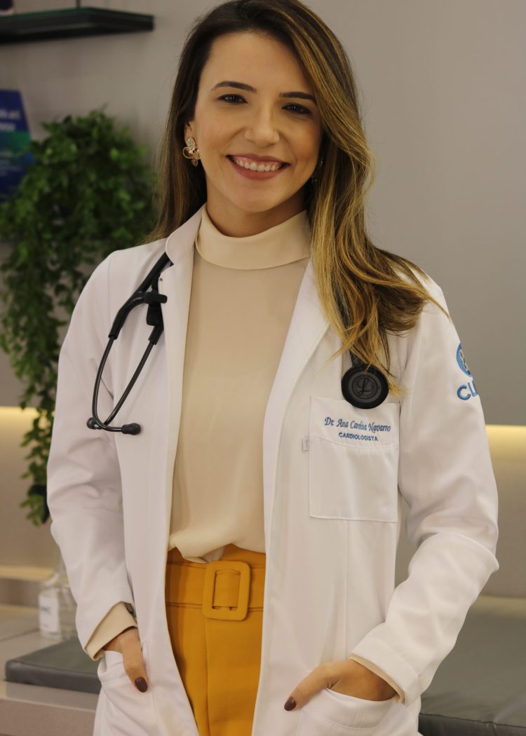 Ana Carolina (Cardiologista)
