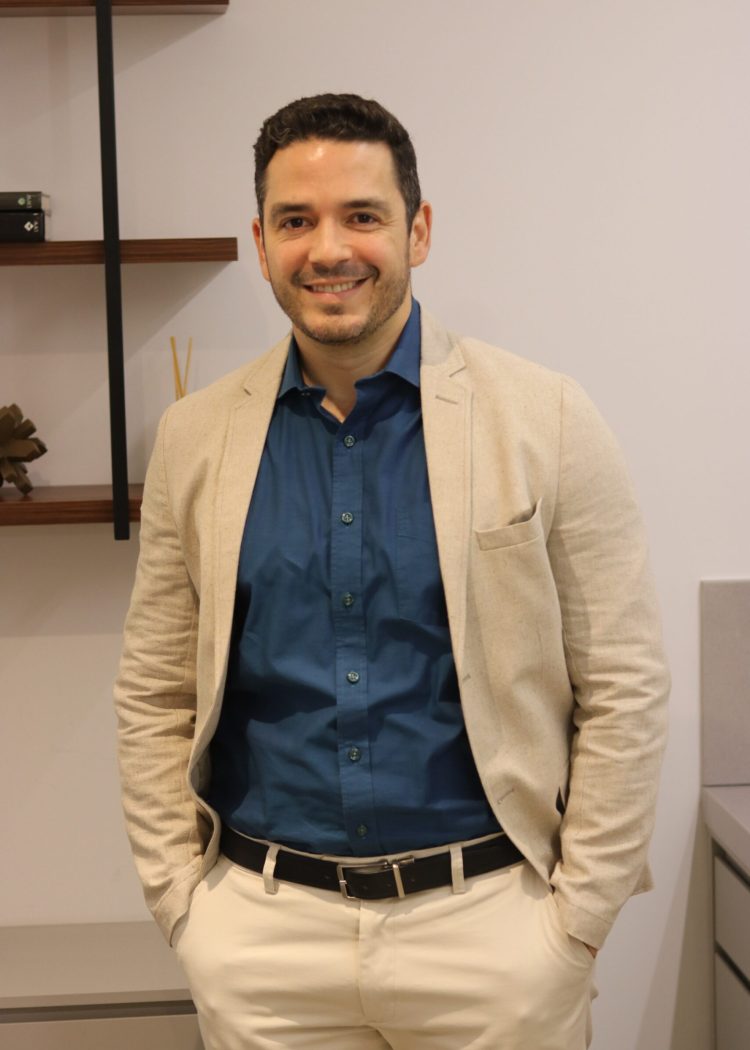 Lúcio Nicolau(Endocrinologista)